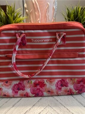 Tupperware Coral and Pink Floral Stripe Lunch Bag